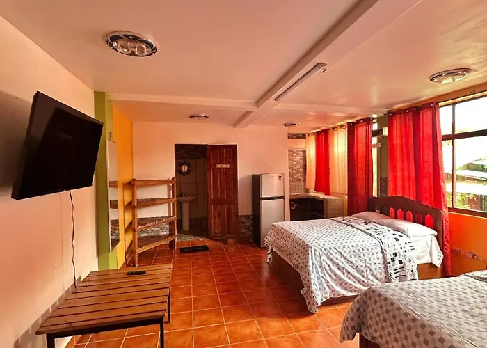 Hostel Sandy Toes *